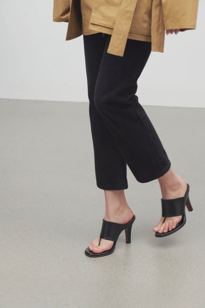 Signum Heeled Sandal in Leather