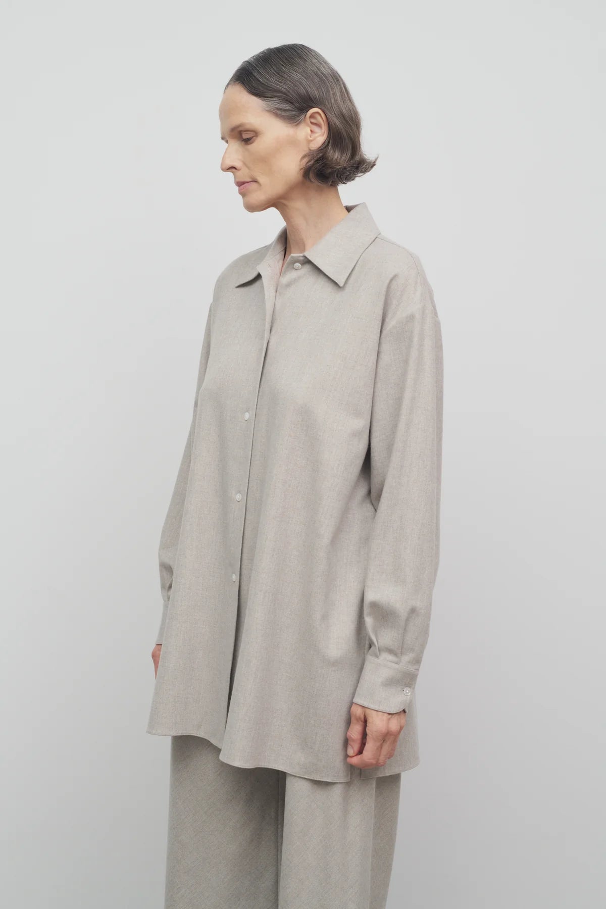 Komako Shirt in Wool and Cashmere in Light Pebble