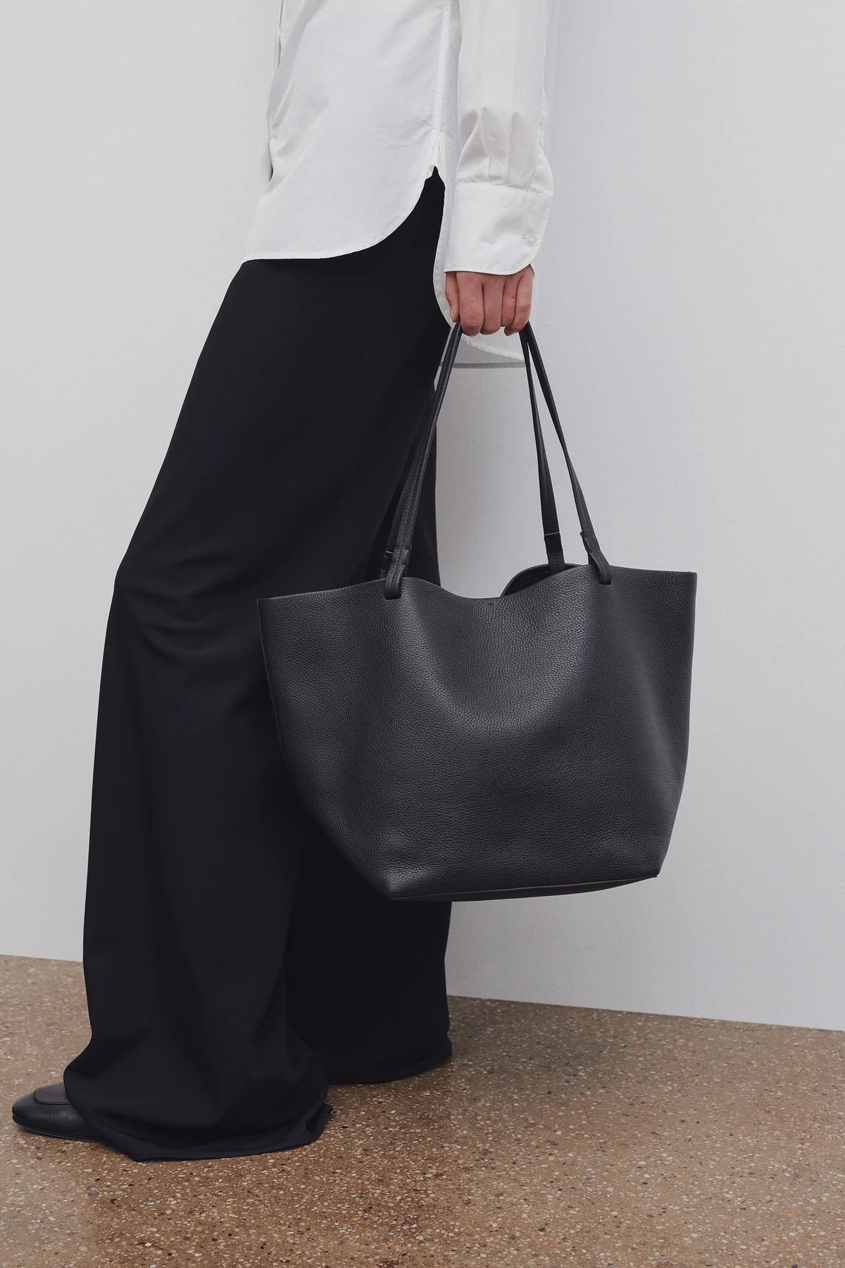 Park Tote Three Bag in Leather - Black