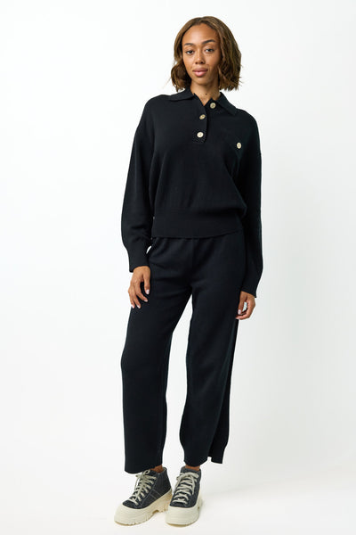 Iconic cashmere trousers in black