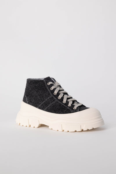 Fairway High Top Sneakers