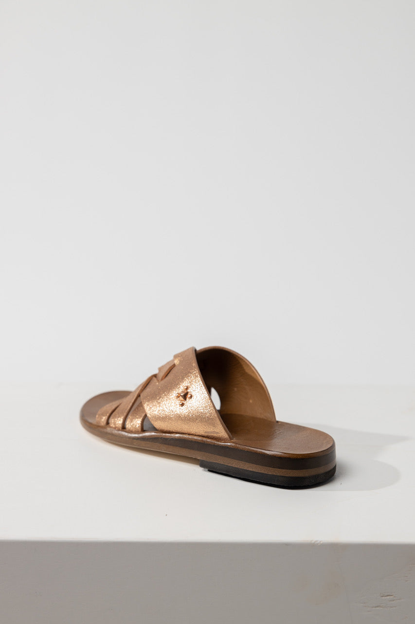 Chimi Sandal