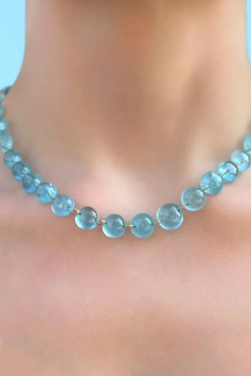 20K Yellow Gold Milky Aquamarine Cabochon 20"  Lady Like Necklace