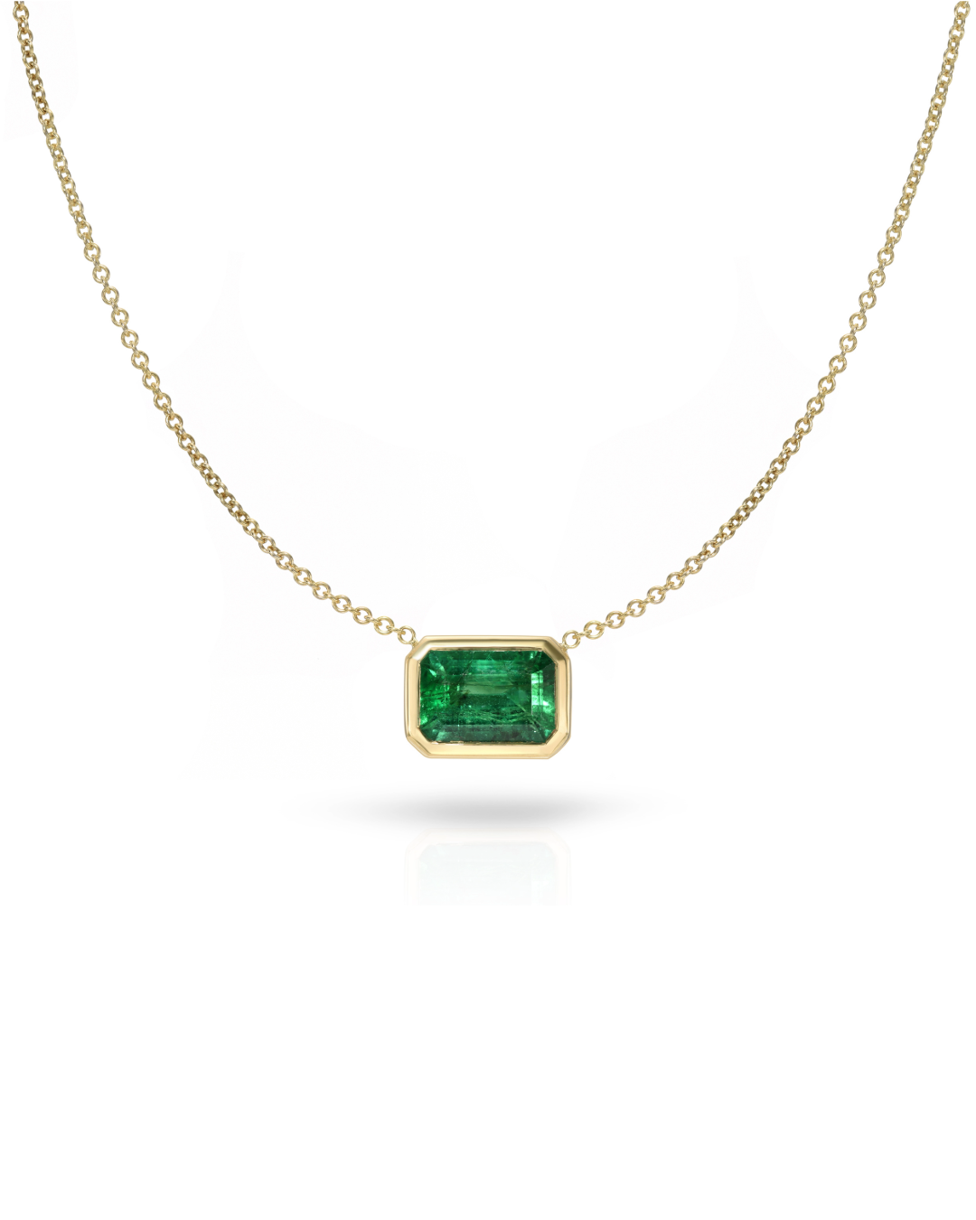 18K Yellow Gold 18" Green Emerald Bezel Set Necklace