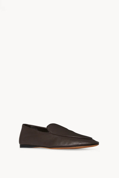 Awar Flat Loafer in Leather