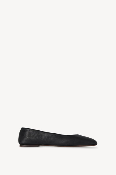 Square Ballet Flat in Leather - Black