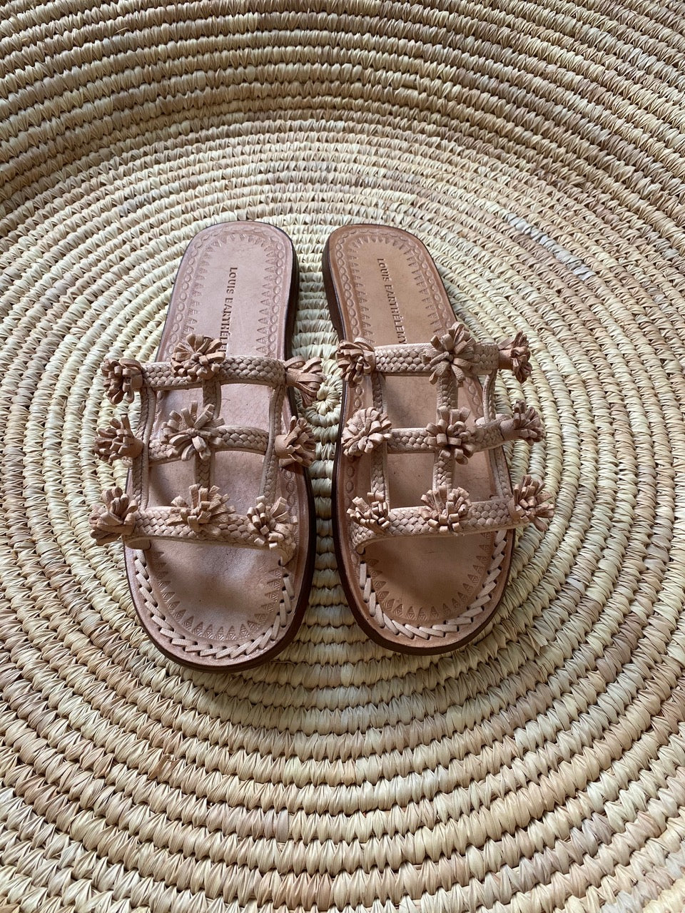 Mouassine Sandal in Natural