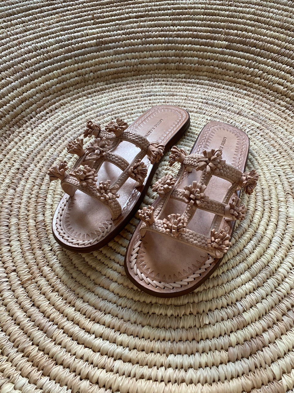 Mouassine Sandal in Natural