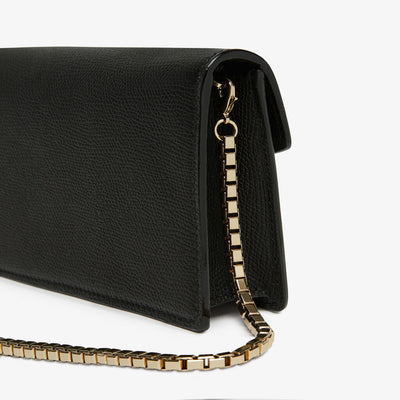 Iside Clutch with Chain - Black