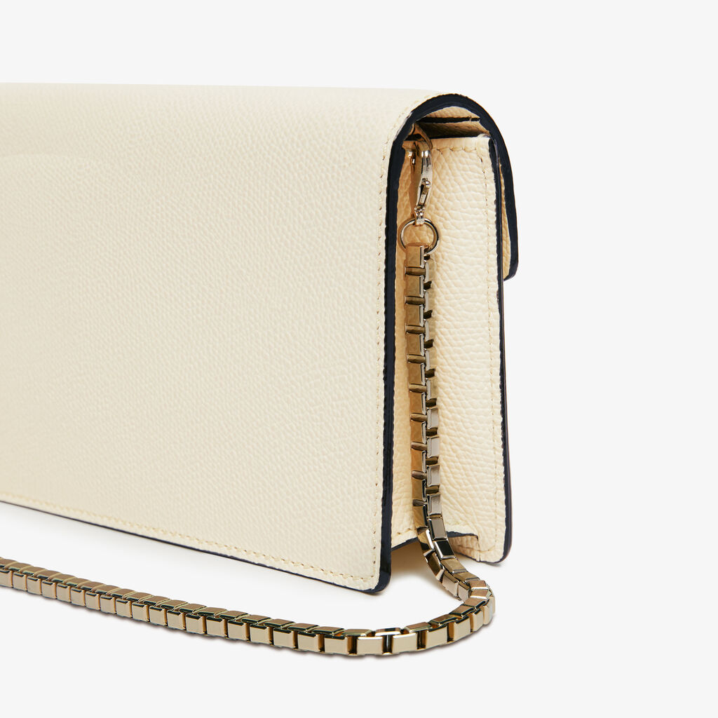 Iside Clutch with Chain - White