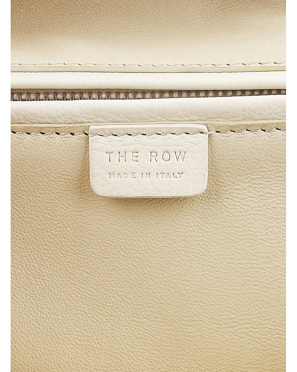 Clovis Toiletry Pouch in Ivory Leather