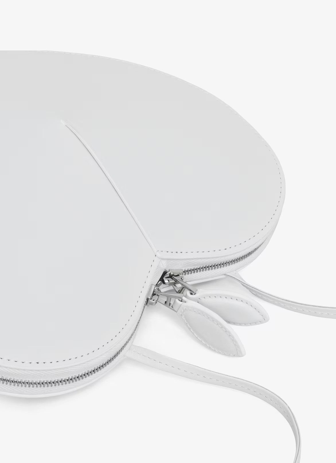 Le Couer Bag in Calfskin - Optic White